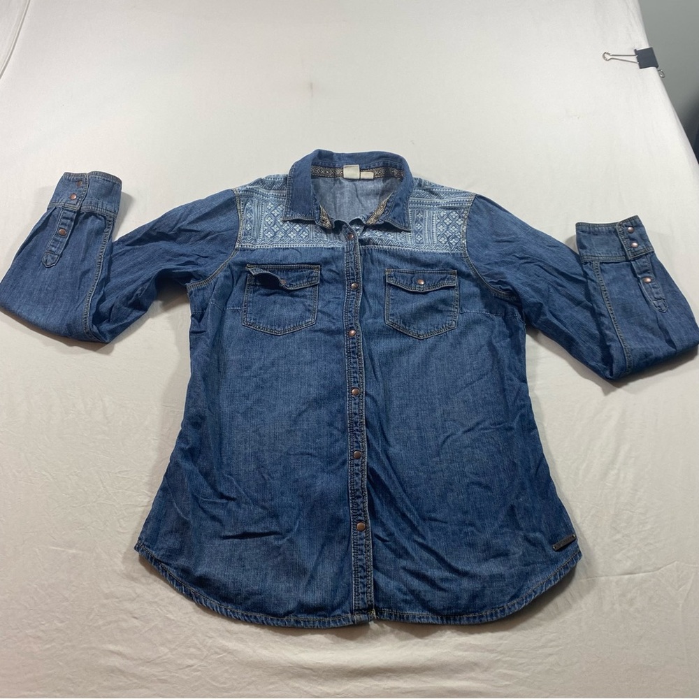 Roxy Denim Shirt Geometric Trim metal  Snap Button long sleeve women large